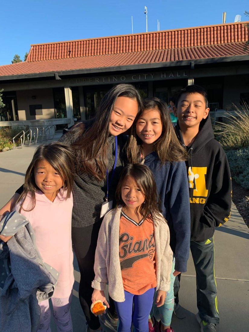Cupertino exchange, More moments, photo 1