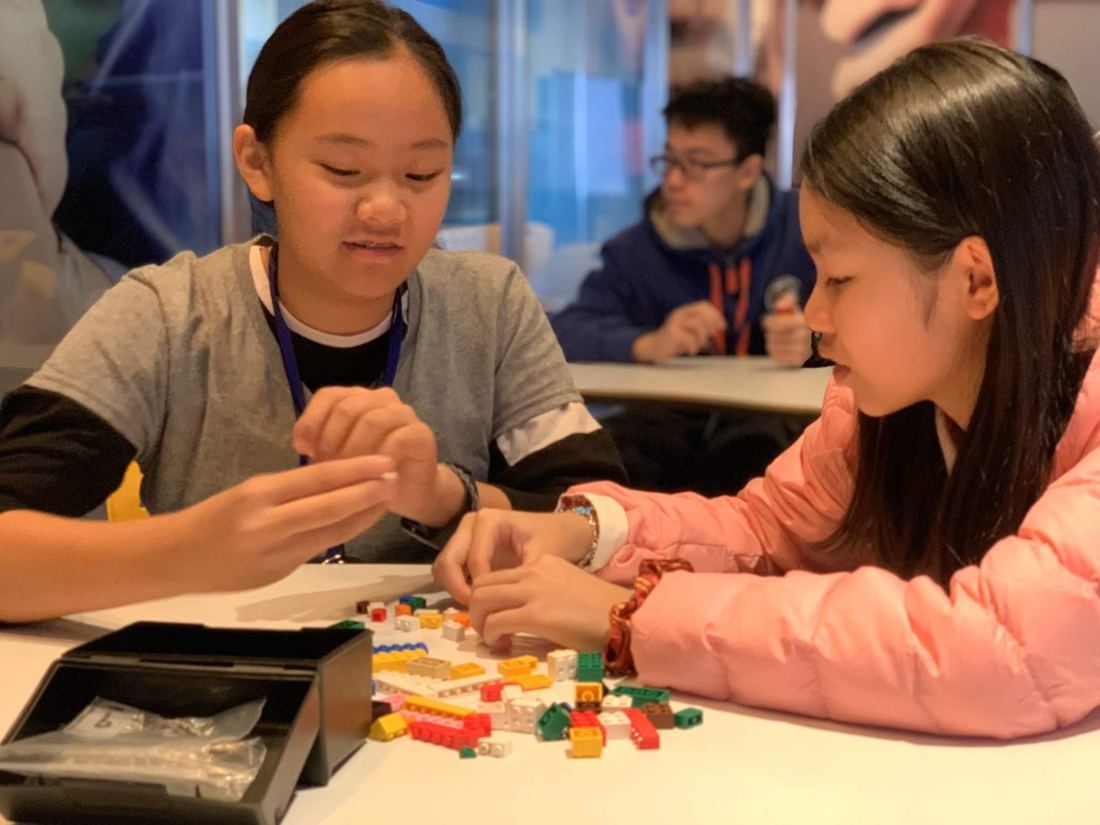 Cupertino exchange, At school, photo 10