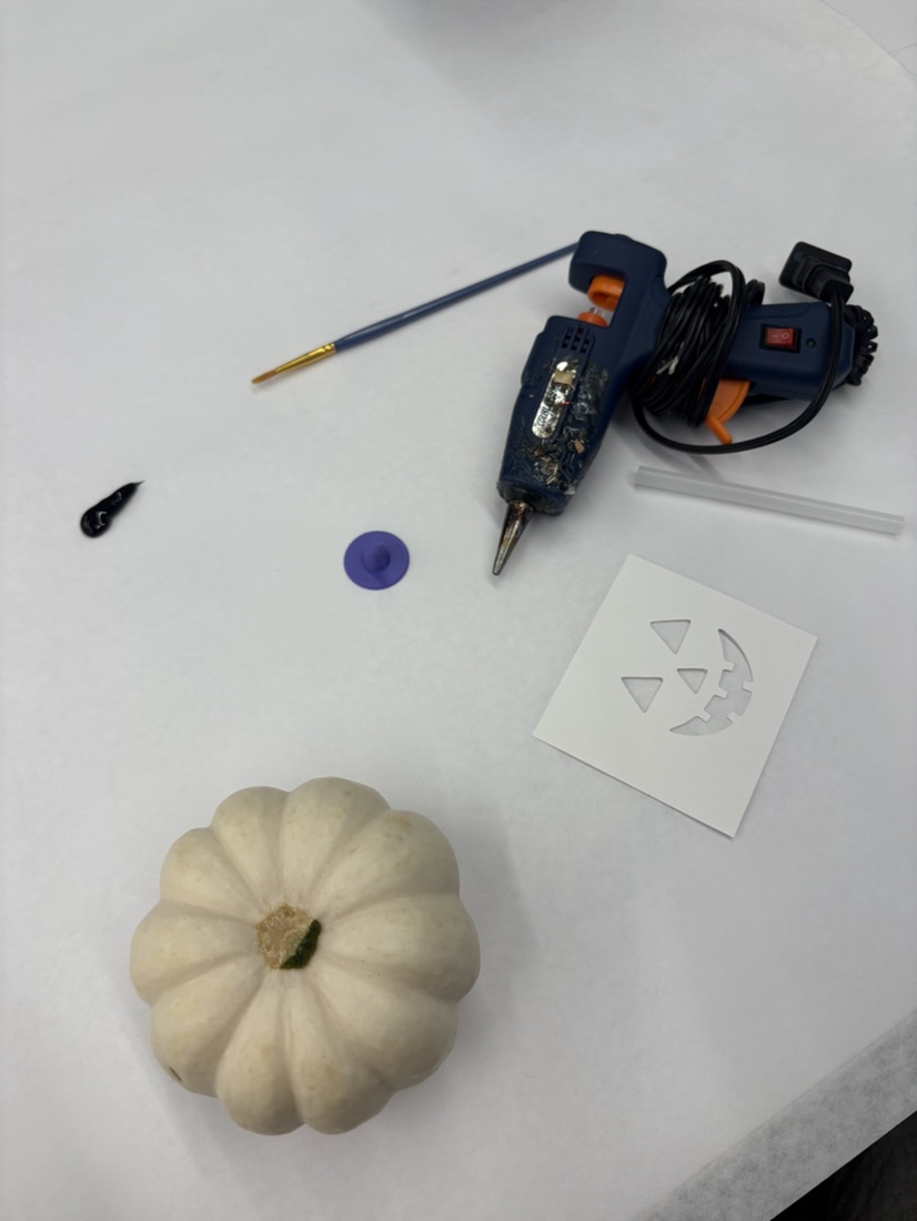 Halloween Pumpkin Decorating, photo 2