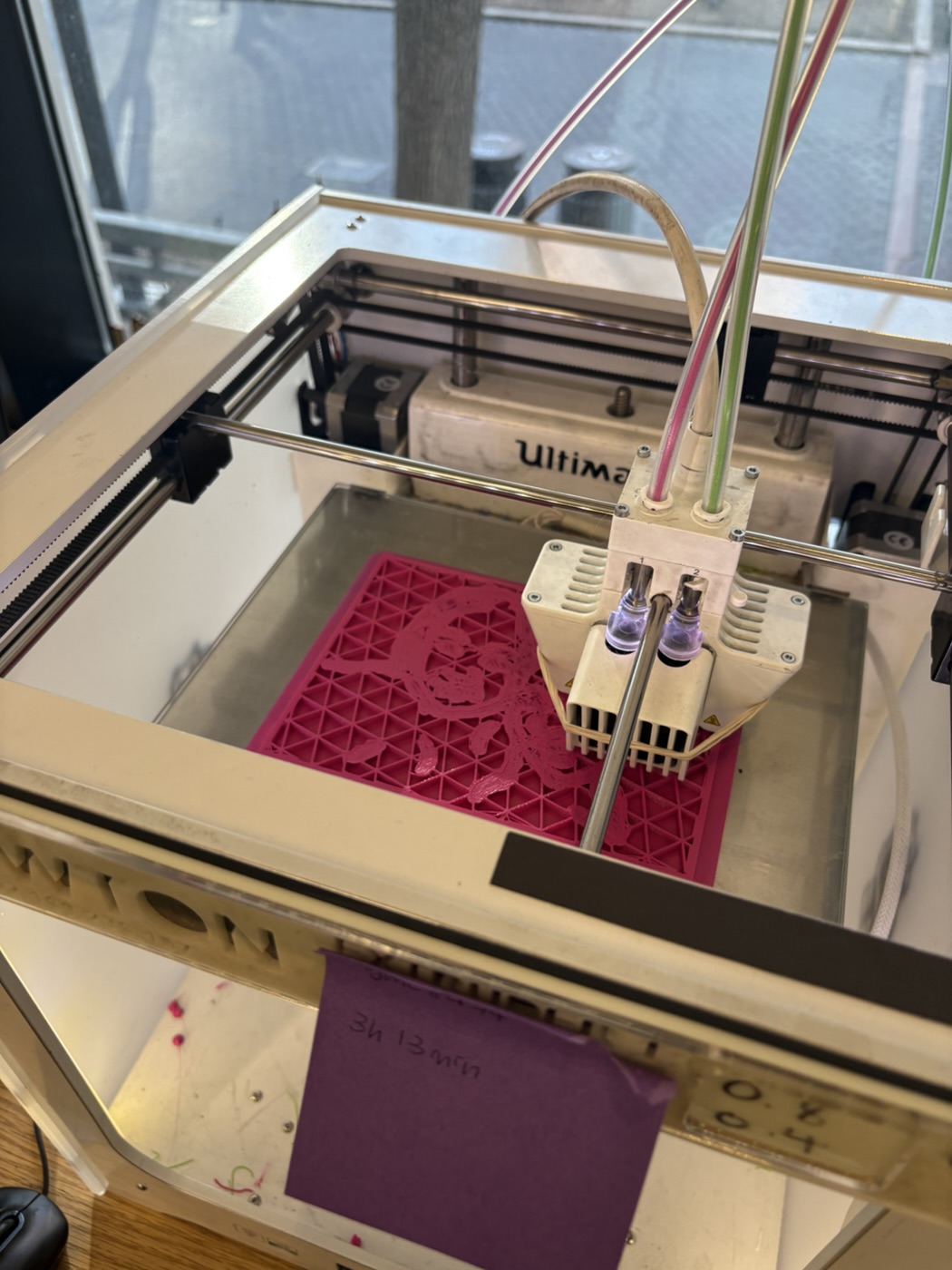 The plate printing on the 3D printer