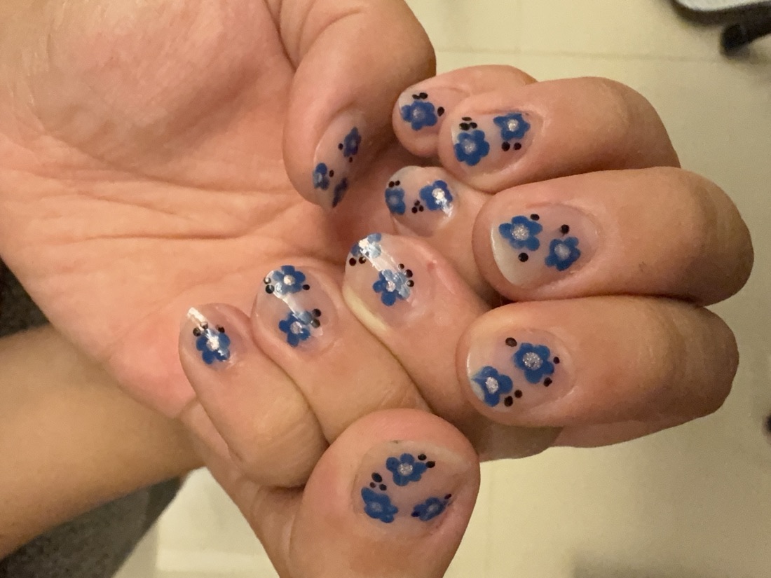 Blue Flowers nail design, photo 2