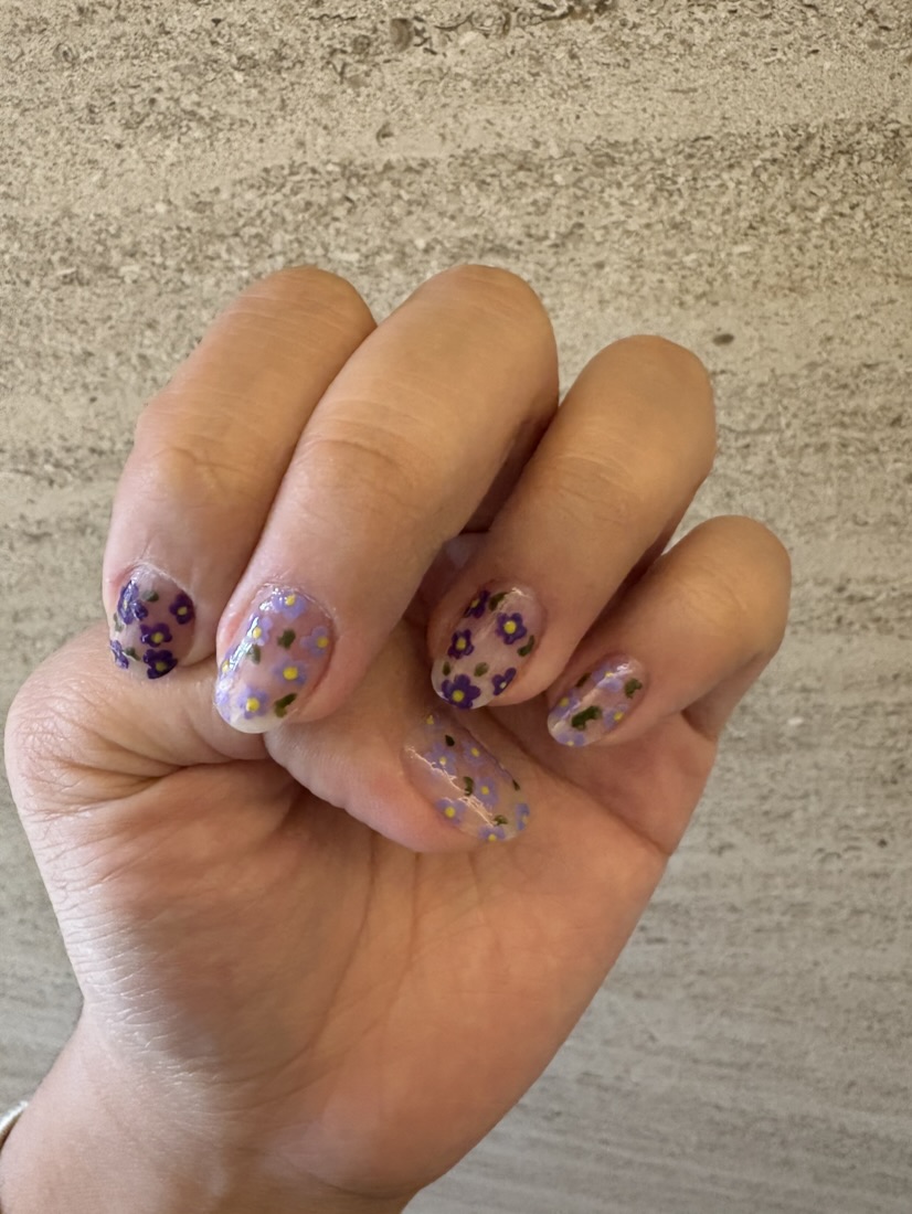 Lavender nail design, photo 4