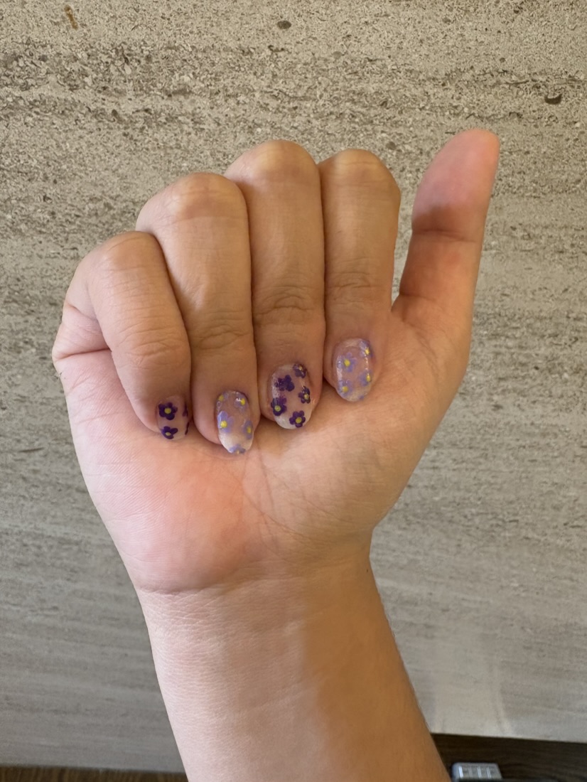 Lavender nail design, photo 5