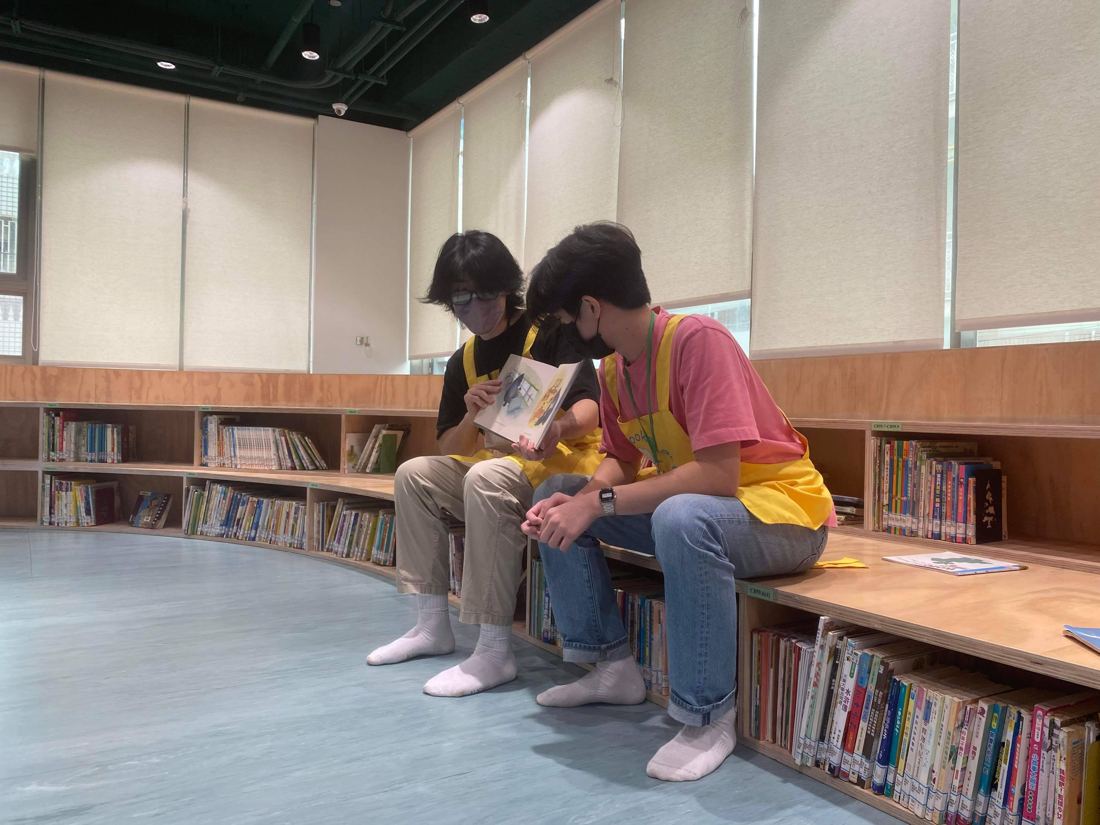 Fall 2022 Library Trip, photo 10