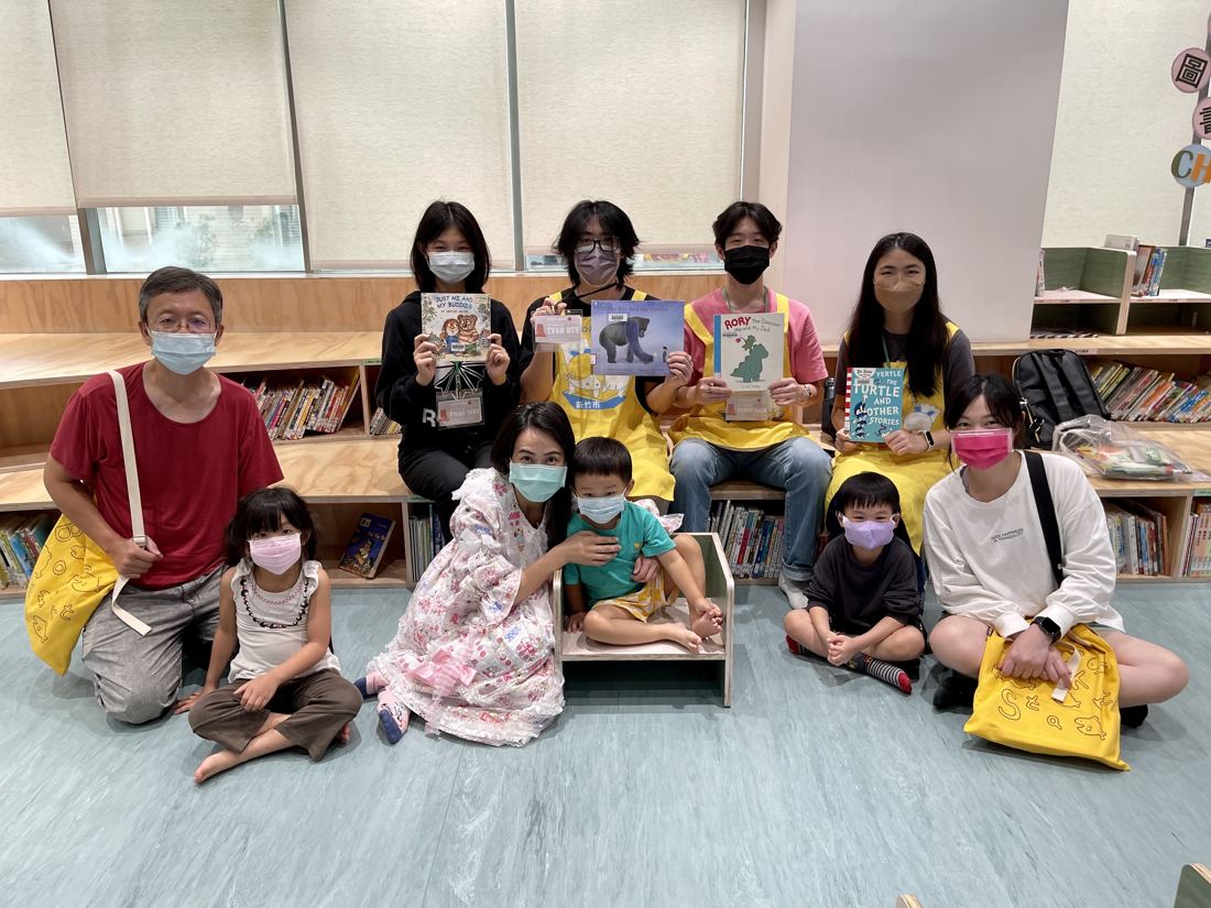 Fall 2022 Library Trip, photo 16